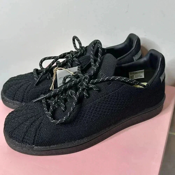 Pharrell Williams adidas Superstar Primeknit Core Black GX2482 - Picture 10 of 12